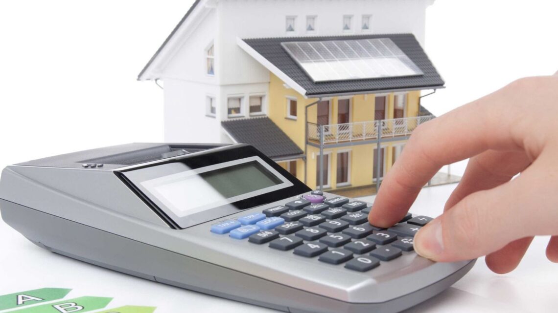 Какие методы определения стоимости недвижимости использует оценщик своей работе?